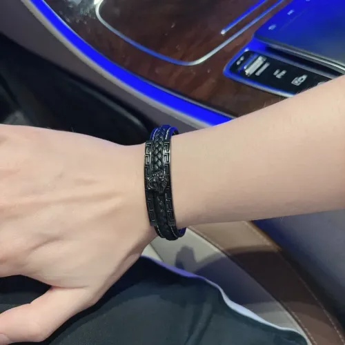 Cheap Versace Bracelets #1406953 Replica Wholesale [$48.00 USD] [ITEM#1406953] on Replica Versace Bracelets