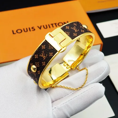 Cheap Louis Vuitton LV Bracelets #1407071 Replica Wholesale [$32.00 USD] [ITEM#1407071] on Replica Louis Vuitton LV Bracelets