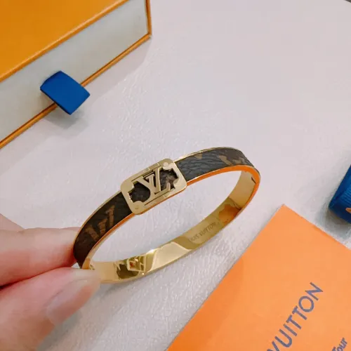 Cheap Louis Vuitton LV Bracelets #1407084 Replica Wholesale [$36.00 USD] [ITEM#1407084] on Replica Louis Vuitton LV Bracelets