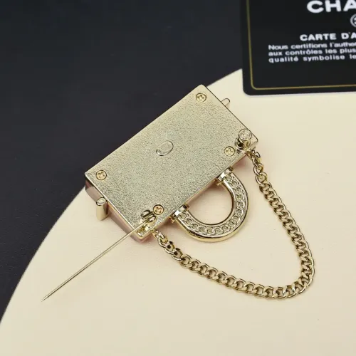 Cheap Chanel Brooches For Women #1407174 Replica Wholesale [$36.00 USD] [ITEM#1407174] on Replica Chanel Brooches