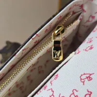 Cheap Louis Vuitton AAA Quality Shoulder Bags #1393149 Replica Wholesale [$122.00 USD] [ITEM#1393149] on Replica Louis Vuitton AAA Quality Shoulder Bags