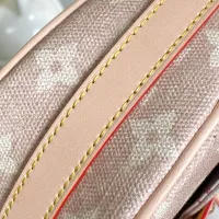 Cheap Louis Vuitton AAA Quality Messenger Bags For Women #1393201 Replica Wholesale [$190.00 USD] [ITEM#1393201] on Replica Louis Vuitton AAA Quality Messenger Bags