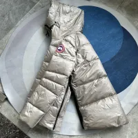 Cheap Canada Goose Down Feather Coat Long Sleeved For Women #1393301 Replica Wholesale [$182.00 USD] [ITEM#1393301] on Replica Canada Goose Down Feather Coat