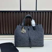 Cheap Christian Dior AAA Quality Handbags For Women #1393610 Replica Wholesale [$96.00 USD] [ITEM#1393610] on Replica Christian Dior AAA Quality Handbags