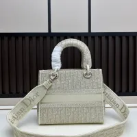 Cheap Christian Dior AAA Quality Handbags For Women #1393622 Replica Wholesale [$112.00 USD] [ITEM#1393622] on Replica Christian Dior AAA Quality Handbags
