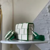 Cheap Bottega Veneta BV AAA Quality Messenger Bags For Women #1393641 Replica Wholesale [$102.00 USD] [ITEM#1393641] on Replica Bottega Veneta BV AAA Quality Messenger Bags