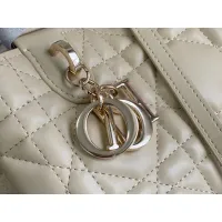 Cheap Christian Dior AAA Quality Handbags For Women #1393719 Replica Wholesale [$100.00 USD] [ITEM#1393719] on Replica Christian Dior AAA Quality Handbags