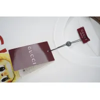 Cheap Gucci T-Shirts Short Sleeved For Unisex #1395934 Replica Wholesale [$32.00 USD] [ITEM#1395934] on Replica Gucci T-Shirts