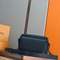 Cheap Louis Vuitton AAA Man Messenger Bags #1397436 Replica Wholesale [$162.00 USD] [ITEM#1397436] on Replica Louis Vuitton AAA Man Messenger Bags