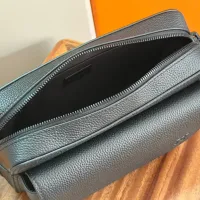 Cheap Louis Vuitton AAA Man Messenger Bags #1397436 Replica Wholesale [$162.00 USD] [ITEM#1397436] on Replica Louis Vuitton AAA Man Messenger Bags