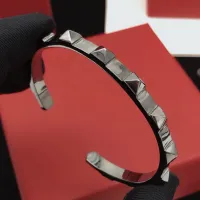 Cheap Valentino Bracelets #1397675 Replica Wholesale [$27.00 USD] [ITEM#1397675] on Replica Valentino Bracelets