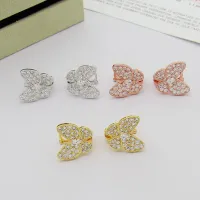 Cheap Van Cleef &amp; Arpels Earrings For Women #1397715 Replica Wholesale [$32.00 USD] [ITEM#1397715] on Replica Van Cleef &amp; Arpels Earrings