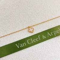 Cheap Van Cleef &amp; Arpels Necklaces For Women #1398245 Replica Wholesale [$25.00 USD] [ITEM#1398245] on Replica Van Cleef &amp; Arpels Necklaces