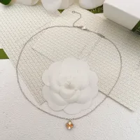 Cheap Van Cleef &amp; Arpels Necklaces For Women #1398299 Replica Wholesale [$27.00 USD] [ITEM#1398299] on Replica Van Cleef &amp; Arpels Necklaces