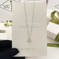 Cheap Van Cleef &amp; Arpels Necklaces For Women #1398300 Replica Wholesale [$27.00 USD] [ITEM#1398300] on Replica Van Cleef &amp; Arpels Necklaces