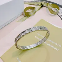 Cheap Van Cleef &amp; Arpels Bracelets #1398394 Replica Wholesale [$39.00 USD] [ITEM#1398394] on Replica Van Cleef &amp; Arpels Bracelets
