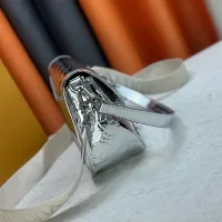 Cheap Louis Vuitton AAA Quality Messenger Bags For Women #1398467 Replica Wholesale [$72.00 USD] [ITEM#1398467] on Replica Louis Vuitton AAA Quality Messenger Bags