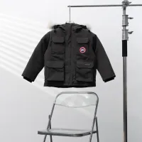 Cheap Canada Goose Down Feather Coat Long Sleeved For Kids #1398862 Replica Wholesale [$132.00 USD] [ITEM#1398862] on Replica Canada Goose Down Feather Coat