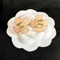 Cheap Chanel Earrings For Women #1398962 Replica Wholesale [$32.00 USD] [ITEM#1398962] on Replica Chanel Earrings