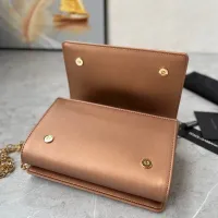 Cheap Dolce &amp; Gabbana D&amp;G AAA Quality Messenger Bags For Women #1398978 Replica Wholesale [$182.00 USD] [ITEM#1398978] on Replica Dolce &amp; Gabbana D&amp;G AAA Quality Messenger Bags