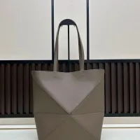 Cheap LOEWE AAA Quality Shoulder Bags For Women #1399062 Replica Wholesale [$158.00 USD] [ITEM#1399062] on Replica LOEWE AAA Quality Shoulder Bags