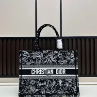 Cheap Christian Dior AAA Quality Handbags For Women #1399118 Replica Wholesale [$96.00 USD] [ITEM#1399118] on Replica Christian Dior AAA Quality Handbags
