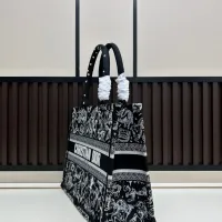 Cheap Christian Dior AAA Quality Handbags For Women #1399118 Replica Wholesale [$96.00 USD] [ITEM#1399118] on Replica Christian Dior AAA Quality Handbags