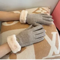 Cheap Valentino Gloves For Women #1401395 Replica Wholesale [$39.00 USD] [ITEM#1401395] on Replica Valentino Gloves