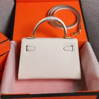 Cheap Hermes AAA Quality Handbags For Women #1401422 Replica Wholesale [$92.00 USD] [ITEM#1401422] on Replica Hermes AAA Quality Handbags
