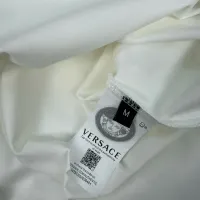 Cheap Versace T-Shirts Short Sleeved For Unisex #1402146 Replica Wholesale [$32.00 USD] [ITEM#1402146] on Replica Versace T-Shirts