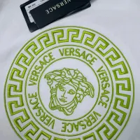 Cheap Versace T-Shirts Short Sleeved For Unisex #1402255 Replica Wholesale [$32.00 USD] [ITEM#1402255] on Replica Versace T-Shirts