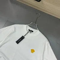 Cheap Versace T-Shirts Short Sleeved For Unisex #1402258 Replica Wholesale [$32.00 USD] [ITEM#1402258] on Replica Versace T-Shirts