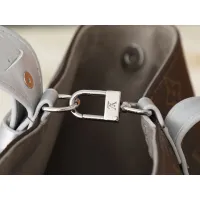 Cheap Louis Vuitton Messenger Bags For Women #1402864 Replica Wholesale [$52.00 USD] [ITEM#1402864] on Replica Louis Vuitton Messenger Bags