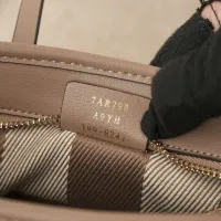 Cheap Fendi AAA Quality Handbags For Women #1403403 Replica Wholesale [$85.00 USD] [ITEM#1403403] on Replica Fendi AAA Quality Handbags