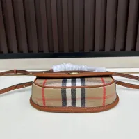 Cheap Burberry AAA Quality Messenger Bags For Women #1403909 Replica Wholesale [$98.00 USD] [ITEM#1403909] on Replica Burberry AAA Quality Messenger Bags