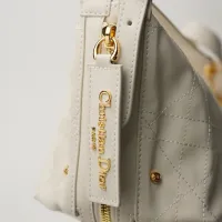 Cheap Christian Dior AAA Quality Shoulder Bags For Women #1404272 Replica Wholesale [$88.00 USD] [ITEM#1404272] on Replica Christian Dior AAA Quality Shoulder Bags