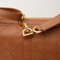 Cheap Christian Dior AAA Quality Shoulder Bags For Women #1404276 Replica Wholesale [$88.00 USD] [ITEM#1404276] on Replica Christian Dior AAA Quality Shoulder Bags