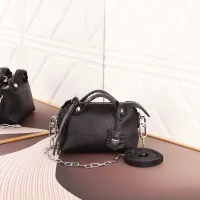 Cheap Fendi AAA Quality Handbags For Women #1404677 Replica Wholesale [$102.00 USD] [ITEM#1404677] on Replica Fendi AAA Quality Handbags