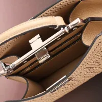 Cheap Fendi AAA Quality Messenger Bags For Women #1404716 Replica Wholesale [$125.00 USD] [ITEM#1404716] on Replica Fendi AAA Quality Messenger Bags