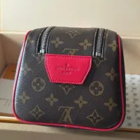 Cheap Louis Vuitton AAA Quality Cosmetic Pouches #1404790 Replica Wholesale [$102.00 USD] [ITEM#1404790] on Replica Louis Vuitton AAA Quality Pouches