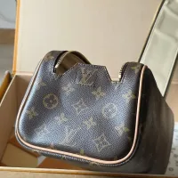 Cheap Louis Vuitton AAA Quality Cosmetic Pouches #1404793 Replica Wholesale [$102.00 USD] [ITEM#1404793] on Replica Louis Vuitton AAA Quality Pouches