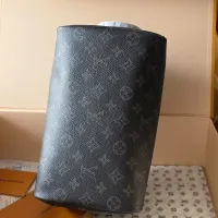 Cheap Louis Vuitton AAA Quality Cosmetic Pouches #1404794 Replica Wholesale [$102.00 USD] [ITEM#1404794] on Replica Louis Vuitton AAA Quality Pouches