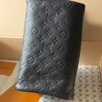 Cheap Louis Vuitton AAA Quality Cosmetic Pouches #1404799 Replica Wholesale [$140.00 USD] [ITEM#1404799] on Replica Louis Vuitton AAA Quality Pouches