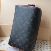 Cheap Louis Vuitton AAA Quality Cosmetic Pouches #1404802 Replica Wholesale [$102.00 USD] [ITEM#1404802] on Replica Louis Vuitton AAA Quality Pouches