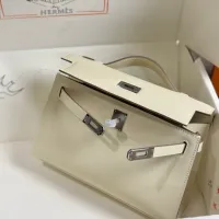 Cheap Hermes AAA Quality Handbags For Women #1405346 Replica Wholesale [$88.00 USD] [ITEM#1405346] on Replica Hermes AAA Quality Handbags