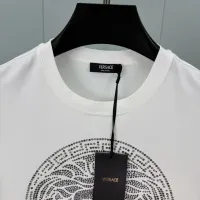 Cheap Versace T-Shirts Short Sleeved For Unisex #1405500 Replica Wholesale [$76.00 USD] [ITEM#1405500] on Replica Versace T-Shirts