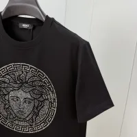 Cheap Versace T-Shirts Short Sleeved For Unisex #1405503 Replica Wholesale [$76.00 USD] [ITEM#1405503] on Replica Versace T-Shirts