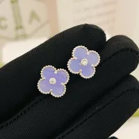 Cheap Van Cleef &amp; Arpels Earrings For Women #1406290 Replica Wholesale [$25.00 USD] [ITEM#1406290] on Replica Van Cleef &amp; Arpels Earrings
