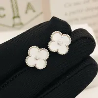 Cheap Van Cleef &amp; Arpels Earrings For Women #1406293 Replica Wholesale [$25.00 USD] [ITEM#1406293] on Replica Van Cleef &amp; Arpels Earrings