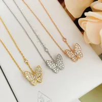 Cheap Van Cleef &amp; Arpels Necklaces For Women #1406572 Replica Wholesale [$25.00 USD] [ITEM#1406572] on Replica Van Cleef &amp; Arpels Necklaces
